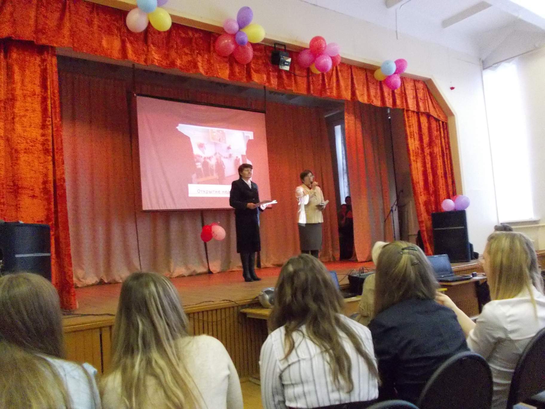 Надежда Георгиевна Зимникова директор районного дома культуры г&nbsp;Кашин