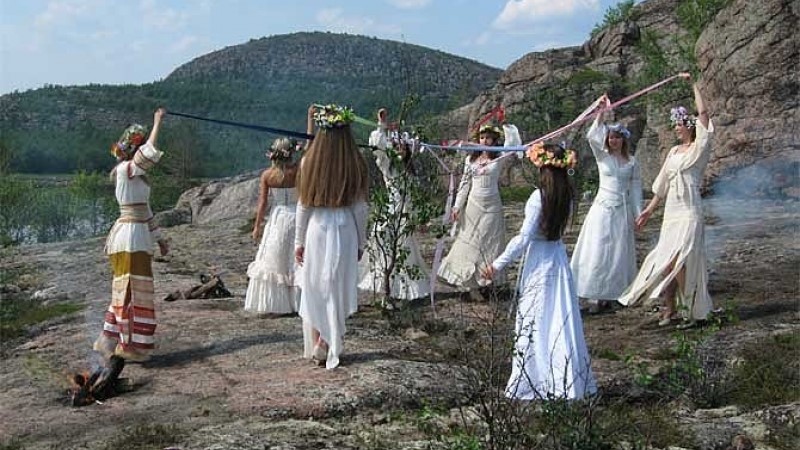 С. Жарникова о свете и традициях Ягры. ч.1