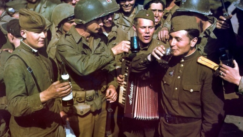 Братья по оружию: 72 года назад состоялась встреча на Эльбе