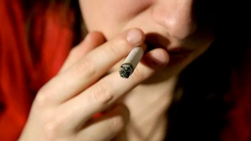 Внучки курящих во время беременности женщин чаще подвержены аутизму