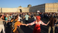 ХОРОВОД МИРА