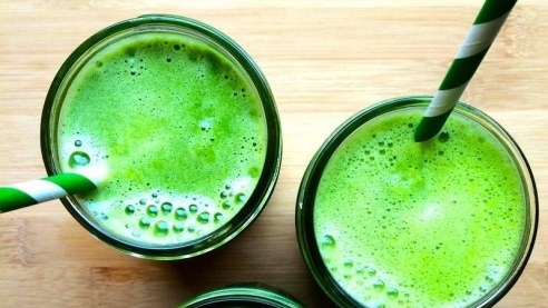 Фруктово-овощной сок и смузи для здоровья и бодрости